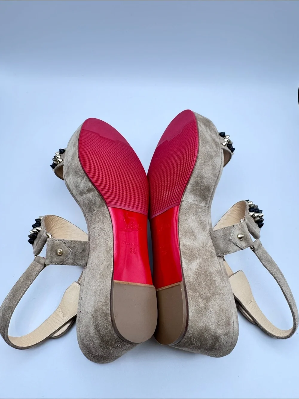 Christian Louboutin Bikee Deck 60 Studded Suede Wedge Sandals Grege 38